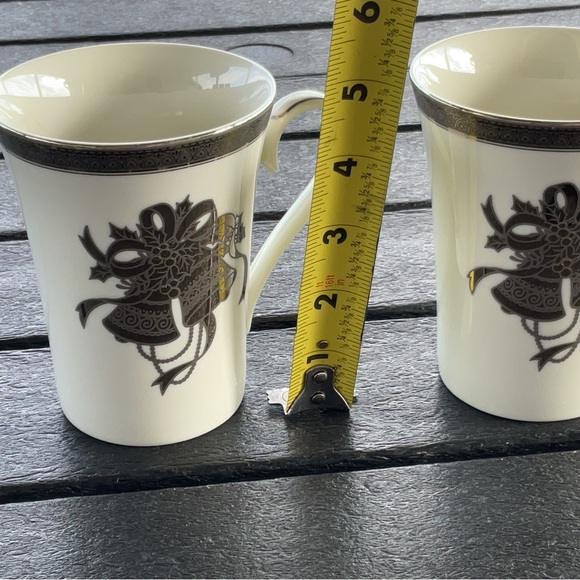 Vintage Mikasa “Happy Bells” Silver & Black Christmas Two Cups Fine China L3274 - Picture 5 of 7